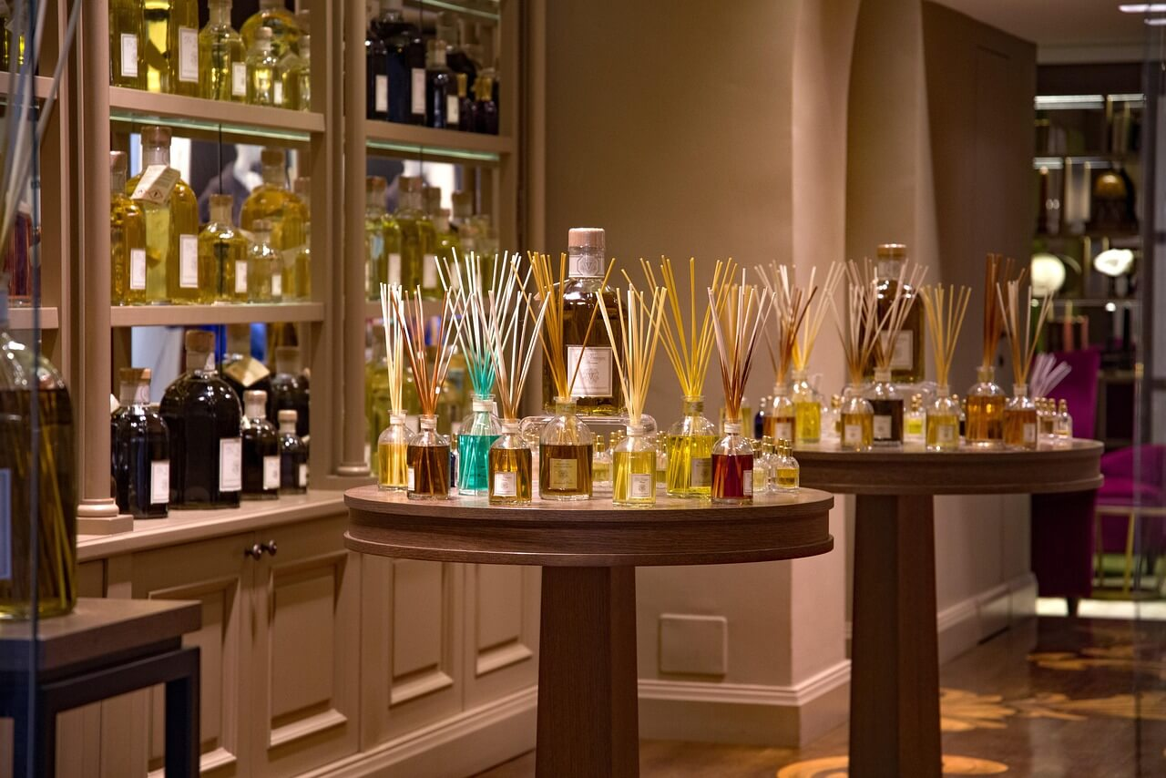 Collection Diffuseurs et Spray - Fragrances Élégantes pour Sublimer Votre Intérieur | Florayo - FLORAYO