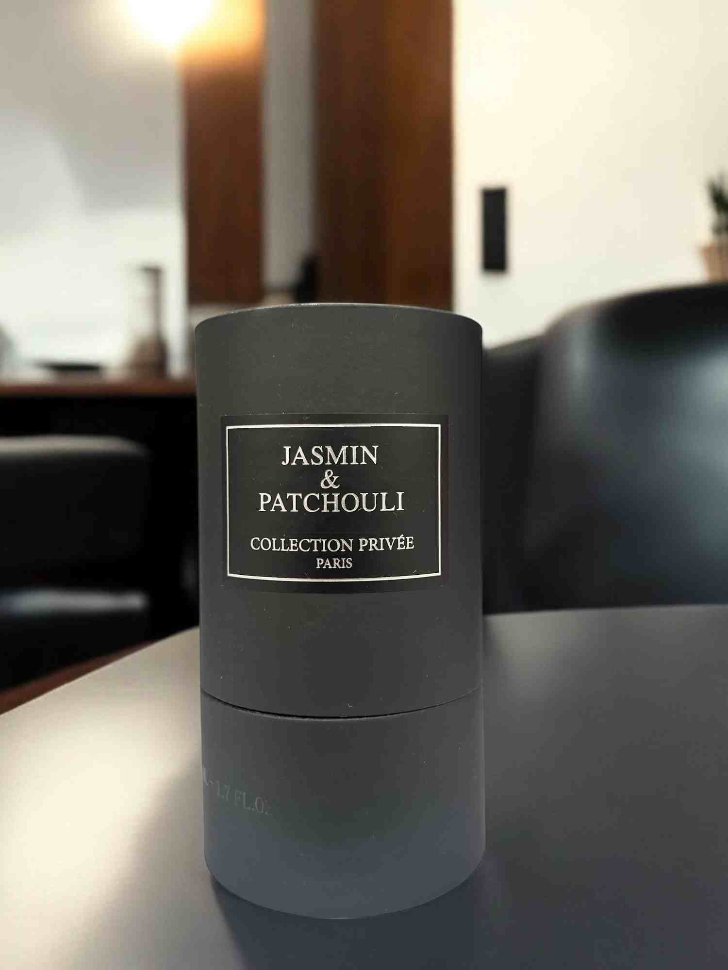 Découvrez Parfum Jasmin & Patchouli - Collection Privée Paris - 50 ml : Une Fusion Élégante et Envoûtante - FLORAYO