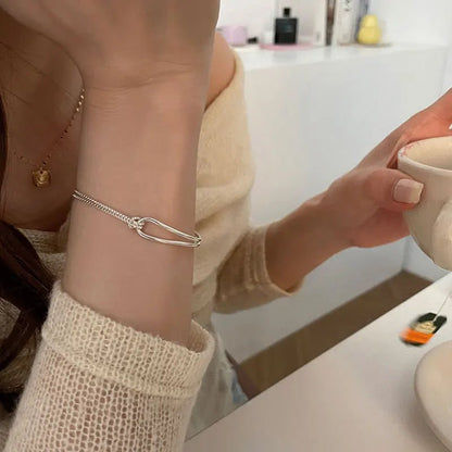 Bracelet Argent 925 Femme – Design Nœud Élégant & Ajustable | Tendance - FLORAYO